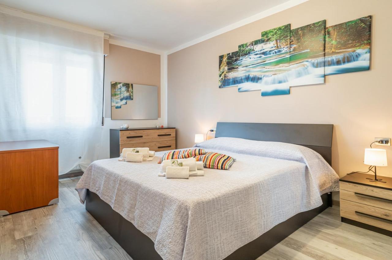 Domus Lucis Apartment Terrace & Private Parking Marinella di Sarzana Exterior foto